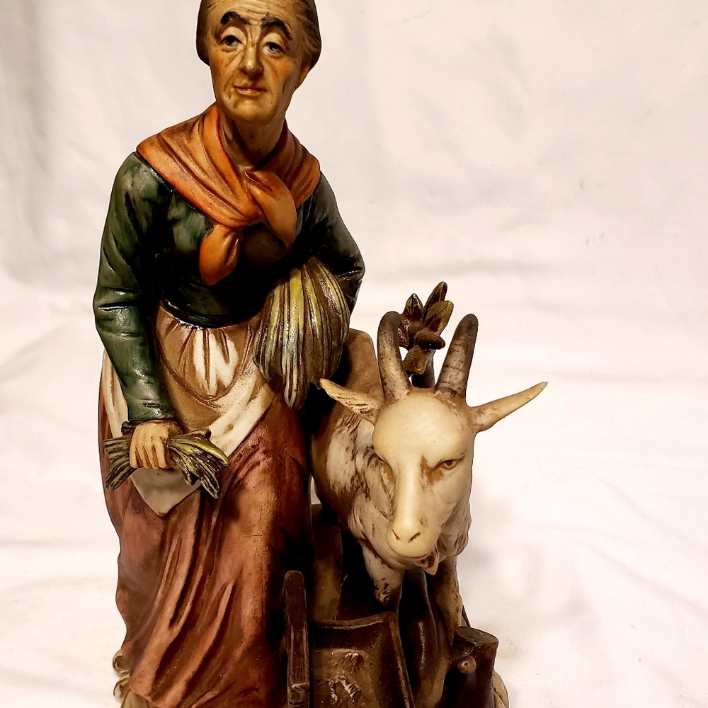 Vintage Lefton Porcelain Figurine